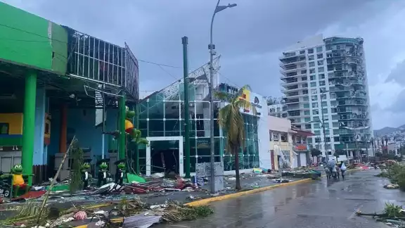 Hay Hoteles en Acapulco que fueron destruidos casi en su totalidad Hay Hoteles en Acapulco que fueron destruidos casi en su totalidad