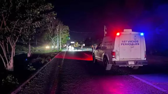 El responsable de este trágico accidente huyó del lugar de los hechos El responsable de este trágico accidente huyó del lugar de los hechos