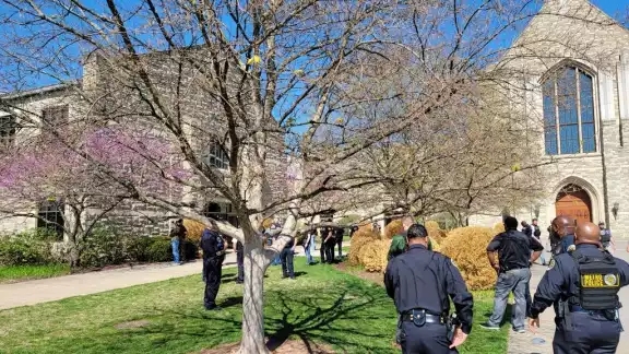 El hombre asesinó a al menos 3 niños en el The Convent School de Nashville El hombre asesinó a al menos 3 niños en el The Convent School de Nashville