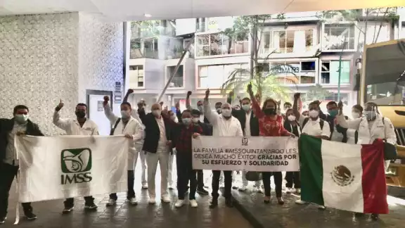 Quintana Roo se une a la Operación Chapultepec, al enviar médicos a colaborar por la causa del COVID-19 Quintana Roo se une a la Operación Chapultepec, al enviar médicos a colaborar por la causa del COVID-19