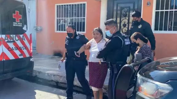 La mujer fue llevada al Centro de Justicia para la Mujer para que interponga su formal denuncia La mujer fue llevada al Centro de Justicia para la Mujer para que interponga su formal denuncia