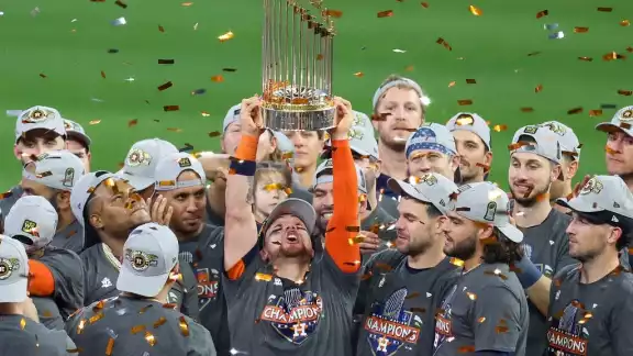 La novena de José Urquidy se impuso en el Juego 6 a los Phillies y conquistó el segundo Clásico de Otoño de su historia en la MLB
