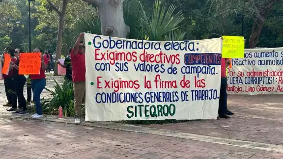 Demandaron que se haga efectivo el compromiso de incremento salarial del 3 por ciento que prometió el encargado de la rectoría Demandaron que se haga efectivo el compromiso de incremento salarial del 3 por ciento que prometió el encargado de la rectoría