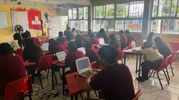 La intención del proyecto es promover el desarrollo de las habilidades de solución de problemas para que los jóvenes La intención del proyecto es promover el desarrollo de las habilidades de solución de problemas para que los jóvenes