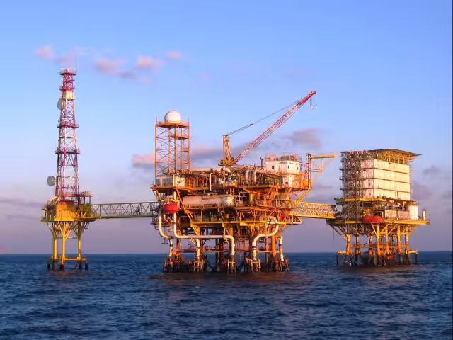 Si el crudo se mantiene por encima de los 100 dólares, las repercusiones podrían ser devastadoras para el crecimiento mundial