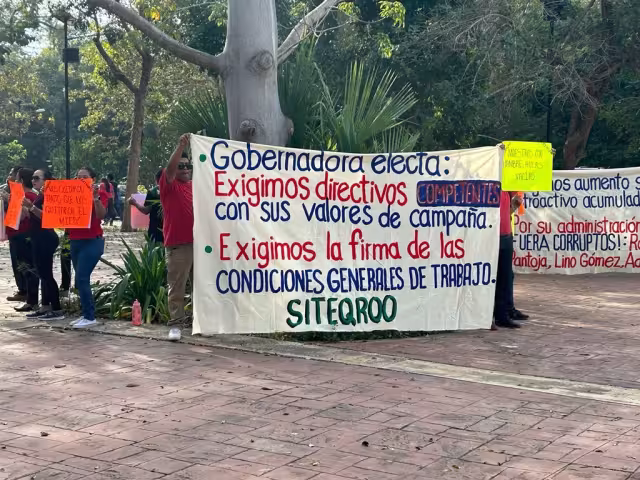 Demandaron que se haga efectivo el compromiso de incremento salarial del 3 por ciento que prometió el encargado de la rectoría