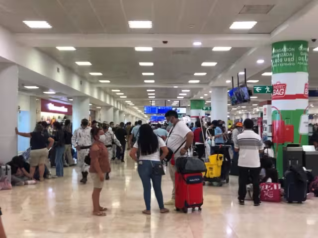 El número de vuelos en temporada decembrina se han mantenido arriba de los 500 en el aeropuerto de Cancún