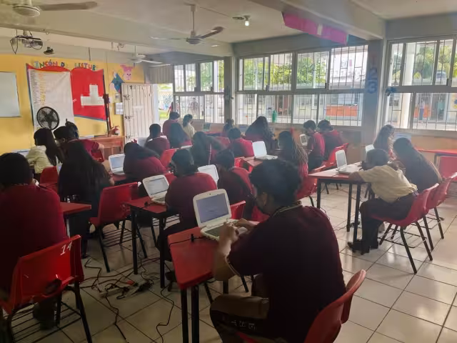 La intención del proyecto es promover el desarrollo de las habilidades de solución de problemas para que los jóvenes