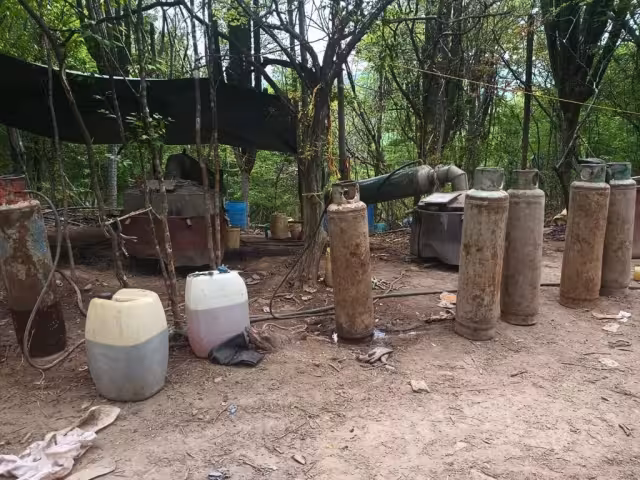 El laboratorio clandestino fue ubicado en el poblado de Corral Viejo, en el municipio de Culiacán, Sinaloa