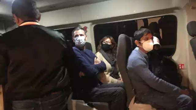 Nephtali Vello, representante de Skywell, llegó a Mérida para iniciar pláticas por la compra de los 'camioncitos' eléctricos