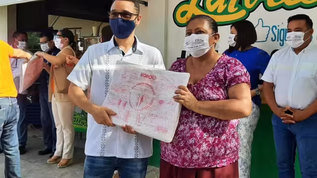 La entrega papel tortilla para las y los ciudadanos de Chetumal.