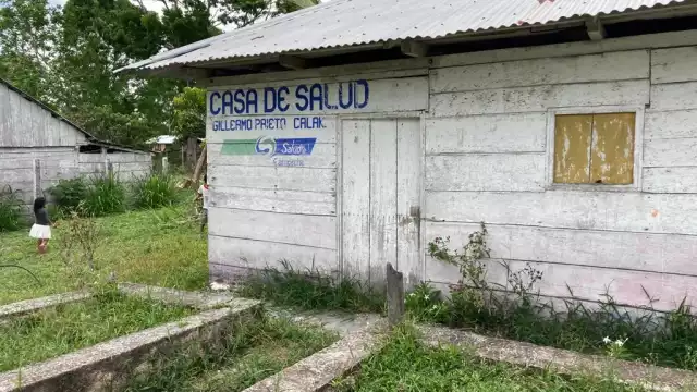 El municipio de Calakmul, en Campeche, instaló centros de salud en las comunidades limítrofes, mientras que las escuelas pertenecen a Quintana Roo