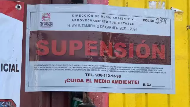 Los sellos de suspensión de labores fueron aplicados por el Ayuntamiento de Ciudad del Carmen
