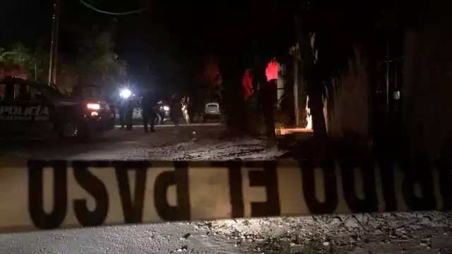 El hombre quedó tirado en la calle con varios impactos de bala, uno de ellos en la cabeza