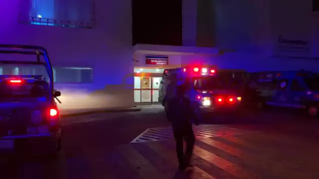 A la clínica arribaron elementos de la Policía para tomar conocimiento de lo sucedido