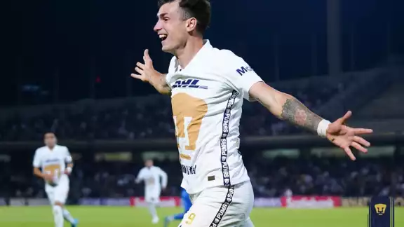 Pumas aprovechó la localía en la semifinal de la CONCACAF Liga de Campeones y venció a Cruz Azul Pumas aprovechó la localía en la semifinal de la CONCACAF Liga de Campeones y venció a Cruz Azul