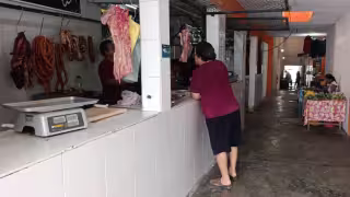 Carnicerías sostienen al “Mercadito de Morelos” ante la caída de clientes