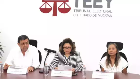 Galdino Poot, alcalde de Santa Elena, fue acusado por regidoras de violencia política de género Galdino Poot, alcalde de Santa Elena, fue acusado por regidoras de violencia política de género