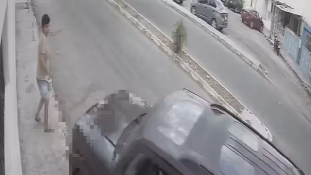 La conductora deberá de mantener medidas cuatelares