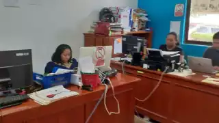 Las empleadas del Ayuntamiento de José María Morelos indicaron que es la primera vez que las dejan sin su día libre