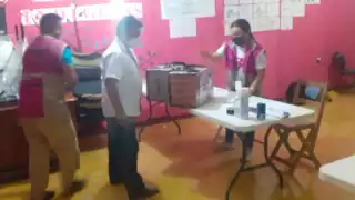 La recepción de paquetes electorales se va a mantener hasta la medianoche o un poco más