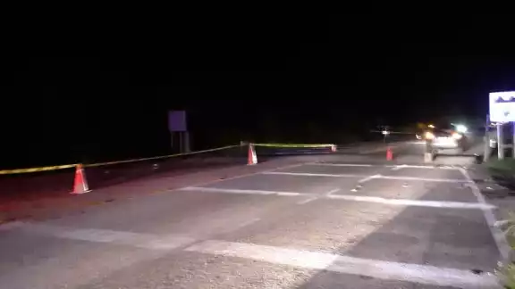 En el lugar ya se encuentran las autoridades indagando el caso Foto: Por Esto! En el lugar ya se encuentran las autoridades indagando el caso Foto: Por Esto!