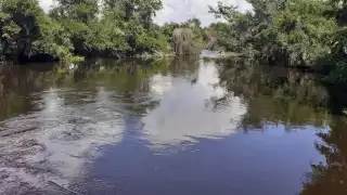Los pobladores temen quedar incomunicados como ha ocurrido en otros puntos del estado. Foto: Abraham Cohuó