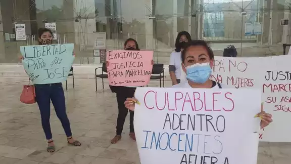 Las mujeres aseguran que José Alberto Parra Tax fue sentenciado por el Tribunal siendo inocente Las mujeres aseguran que José Alberto Parra Tax fue sentenciado por el Tribunal siendo inocente