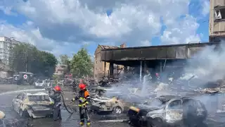El ataque fue contra un edificio de oficinas y edificios residenciales cercanos en Vinnytsia, al suroeste de la capital, Kiev.