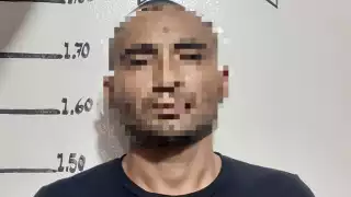 Al ser sorprendido con el enervante, el hombre opuso resistencia y agredió a los policías