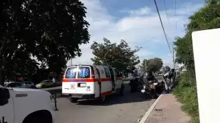 Por salvar un animalito, terminó accidentándose