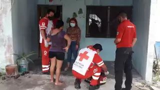 Mujer es brutalmente golpeada por un sujeto; también agredió a la hija