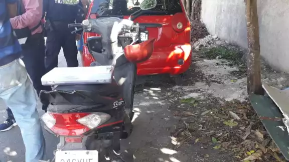 Al lugar de los hechos arribaron elementos de la Policía de Tránsito