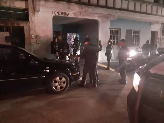 En los recorridos nocturnos sólo les piden regularizarse