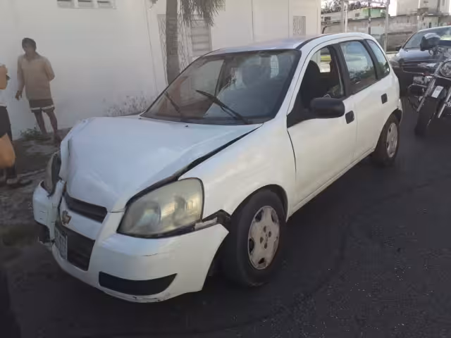 El coche quedó de esta manera luego de impactarse