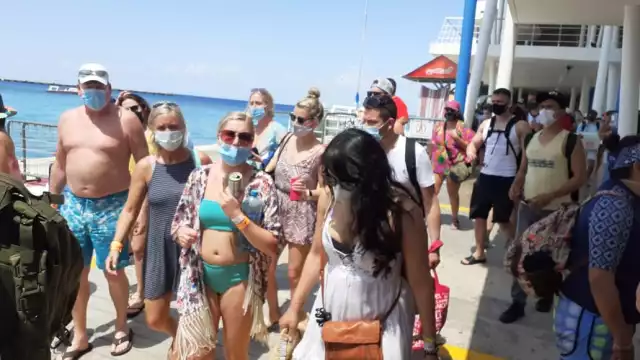 Se espera que en el transcurso del día aumente el flujo de turistas a la isla