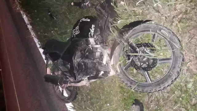 Los ocupantes del vehículo sufrieron lesiones graves, pero uno murió en el hospital