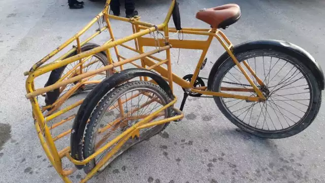 El triciclo quedó así