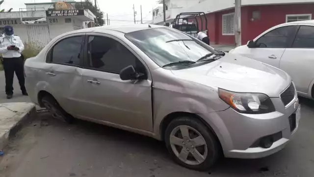 Así quedó el coche luego del accidente