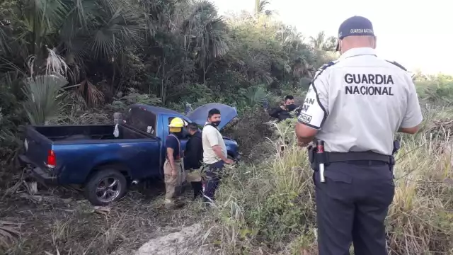El hombre resultó con heridas en la cara y fue llevado a un hospital