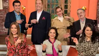 Pati Chapoy y su equipo de trabajo en el programa. Foto: Ventaneando