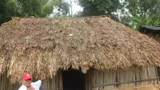 Les prometió la construcción de mil 500 metros de calles o una cancha de usos múltiples, pero no concretó ninguna de las obras