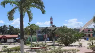 Proyectos en El Cuyo no benefician a los pobladores; sólo les dan 'migajas', aseguran