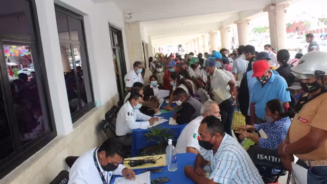 Los documentos se otorgaron en las mesas de atención, que permanecerá hasta el 7 de enero en el Palacio Municipal de Tizimín