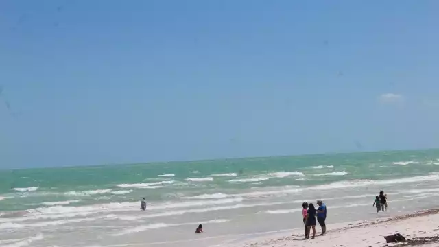 La Capitanía de Puerto en Yucatán monitorea la llegada de un Norte moderado, con lluvias y actividad eléctrica