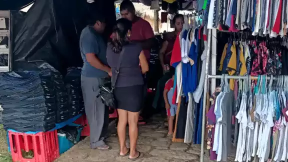 Las grises nubes amenazan con afectar los festejos de Año Nuevo