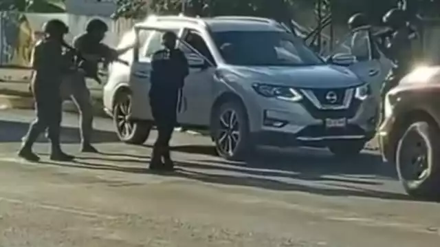 Elementos de la Marina y de la Policía Estatal realizaron la detención.