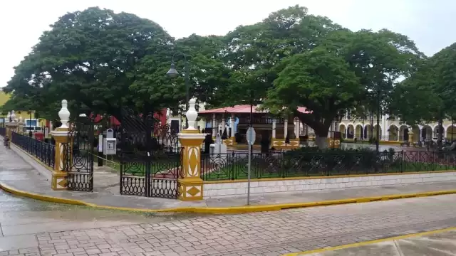 El DIF Estatal realizó actividades a puerta cerrada en Campeche. Foto: Alan Gómez