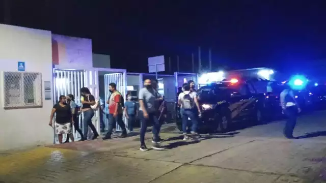 Los empleados en turno no fueron desalojados. Foto: Francisco Martin