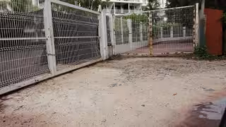 Acceso a playa de Xcalacoco “secuestrado” por un hotel